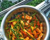 Hình bước làm 3 của món Kim Chi Su Hào Chay
