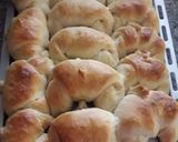 Foto del paso 5 de la receta: Medialunas saladas (sin manteca) 😋🥐