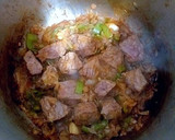 Foto del paso 2 de la receta: Falda de ternera con judías verdes y alcachofas
