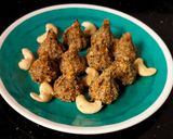 ड्रायफूट गुलकंद मोदक (dryfruits gulkand modak recipe in marathi) रेसिपी स्टेप 4 फोटो