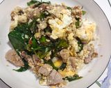 รูปขั้นตอนการทำที่ 2 ของ แหนมผัดไข่ใส่ใบเหลียง