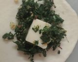 A picture of step 6 of Spinach cheese filled piglets bun.