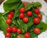 Foto del paso 5 de la receta: ENSALADA DE RÚCULA, NUECES, QUESO Y CHERRY 😘🧀😍😘🧀😍😘🧀😍
