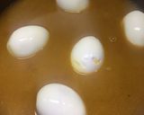A picture of step 4 of Chanay with boiled eggs.