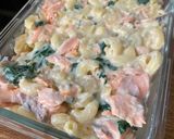 A picture of step 8 of Gratin with salmon and spinach - A main dish for my husband’s birthday dinner 🎂.