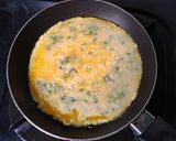 Foto langkah ke 2 dari resep Telur dadar keju.