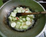 Foto langkah ke 8 dari resep Oseng Gambas(Oyong/Emes).