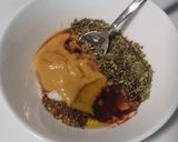 Foto del paso 2 de la receta Lomo de cerdo al horno adobado con especias y mostaza dulce