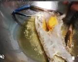 White Hokkien Mee with River Prawn Top SichuanPepper recipe step 1 photo