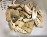รูปขั้นตอนการทำที่ 1 ของ เกือบจะเป็นต้มยำกุ้ง酸辣汤