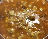 Foto del paso 3 de la receta: Garbanzos con callos (el arte de juntar dos botes)