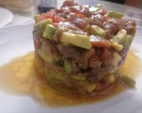 Foto del paso 3 de la receta: Tartar de atún, aguacate y tomate