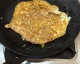 A picture of step 4 of Uttapam.