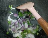 Foto langkah ke 5 dari resep Bihun Goreng Pedas.