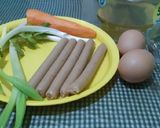 Foto langkah ke 1 dari resep Telur dadar isi sosis.