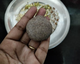 ராகி மக்கன் பேடா ரெசிபி ஸ்டேப் 4 புகைப்படம்