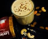 A picture of step 4 of Coffee Oats bran Smoothie.