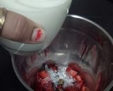 સ્ટ્રોબેરી મિલ્ક શેક (Strawberry Milk Shake Recipe In Gujarati) રેસીપી સ્ટેપ2ફોટો