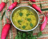 A picture of step 5 of Bengali Mulor Dal / Radish Dal.