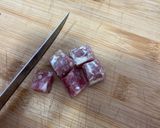 Foto del paso 1 de la receta: Ensalada de fuet, olivas, pepinillo…
