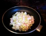 Foto del paso 2 de la receta Tartaletas de hígado de pollo al Oporto para la Navidad