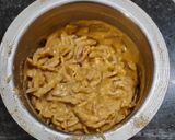 मिर्ची और प्याज़ के पकौड़े (Mirchi aur pyaz ke pakode recipe in Hindi) रेसिपी चरण 4 फोटो
