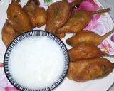 A picture of step 10 of Potato Stuffed Chilli Fritters.