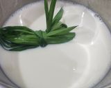 Hình bước làm 1 của món Tàu hũ (làm từ sữa đậu nành và rau câu dẻo)