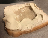 Foto del paso 1 de la receta: Tostada con huevo