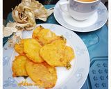 A picture of step 5 of Aloo ke pakoray with Tea.