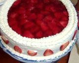 Foto del paso 12 de la receta: Torta de frutillas con crema de leche