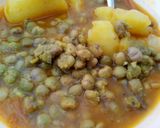 A picture of step 6 of Soft chapati and green peas.