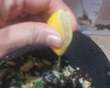 A picture of step 4 of Tawa Papar crispy chaat.