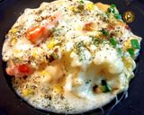 A picture of step 1 of Mac And Cheese Cauliflower casserole (Desi style).