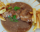 Foto del paso 3 de la receta: Solomillo con ajos tiernos, apio en salsa reducida