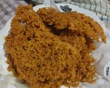 Foto langkah ke 6 dari resep Ayam Goreng Kremes.