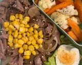 Hình bước làm 3 của món Bento box 15: cơm bò & bắp