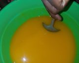 A picture of step 1 of Mango juice.