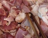 Hình bước làm 1 của món Thịt bắp giò kho măng, nấm hương