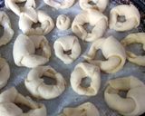 Foto del paso 4 de la receta: Medialunas de manteca caseras