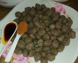 A picture of step 3 of Flour dumpling ball.