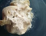 Foto del paso 3 de la receta: Empanadas de pierna de cerdo en chile guajillo y pasilla