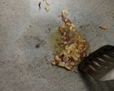 Foto langkah ke 2 dari resep Bihun sayur isi pastel.