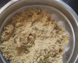 A picture of step 1 of Thalipeeth😋.