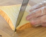 รูปขั้นตอนการทำที่ 4 ของ ขนมปังปิ้งหน้าชีส Cheese Toast (ชีสโทสต์)