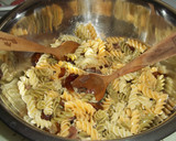 Foto del paso 7 de la receta: Espirales vegetales con dátiles y surimi rallado