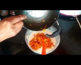 A picture of step 3 of Rava idli.