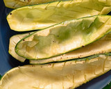 Foto del paso 4 de la receta: Calabacines rellenos de verduras con virutas de jamón