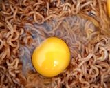 Foto langkah ke 2 dari resep Omelette Mie (cemilan tanggal tua 🤭).