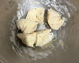 Foto del paso 2 de la receta: Pancitos Jamón Queso
